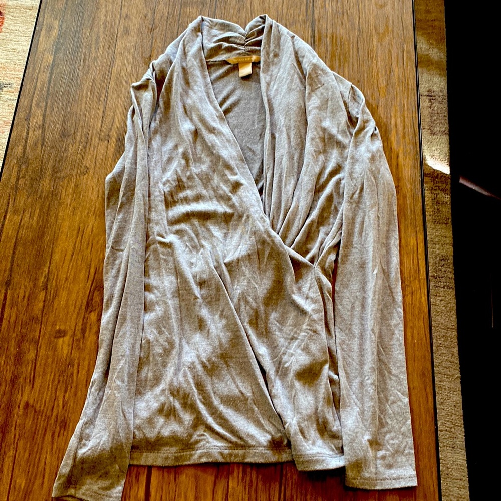 Banana Republic gray long sleeve cotton v neck shirt size S